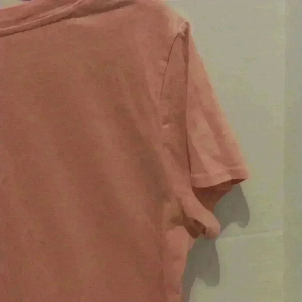The North Face T-Shirt Womens Large Pink Relaxed Fit V-Neck Short Sleeve Casual - Picture 6 of 8